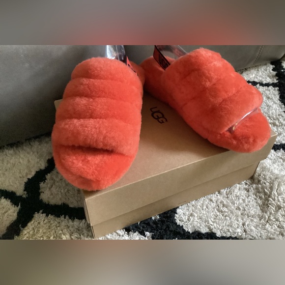 Authentic UGG Yeah Fluff Slides Orange size 7 - Picture 2 of 11